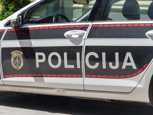 Novo Sarajevo: BMW hit two pedestrian pedestrians, a driver on the run