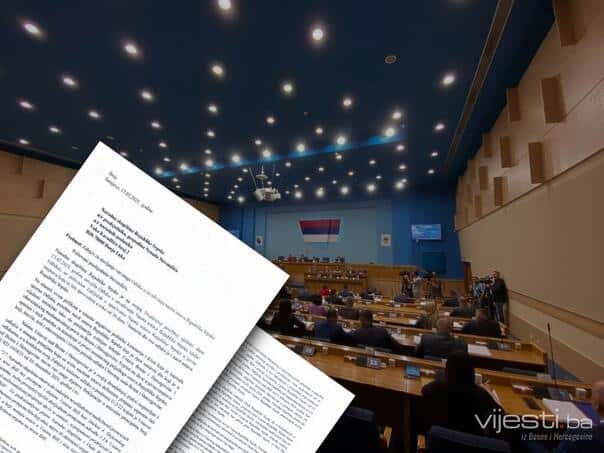 SDA and DF seeking out the power of the decision concerning the RS Constitution
