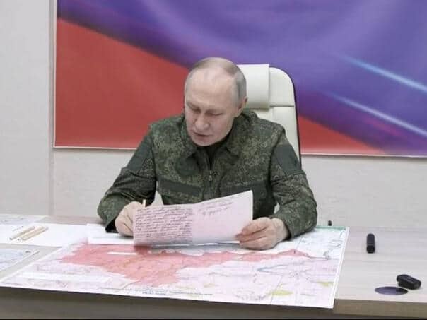 Putin in military uniform arrives in the exchange rate: trapped to treat as terrorists
