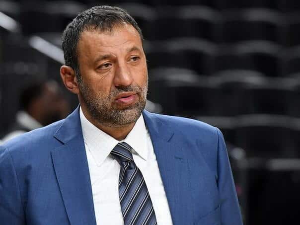 Government Divac to students: In case of attack on you, let us go