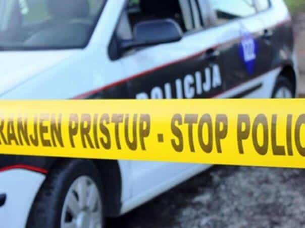 Živinice: A woman suffered injuries after landing from the road