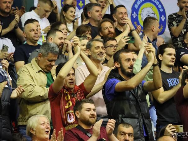 Photo: basketball ‘fever’ in Skenderija, Bosnia on the road to Elite