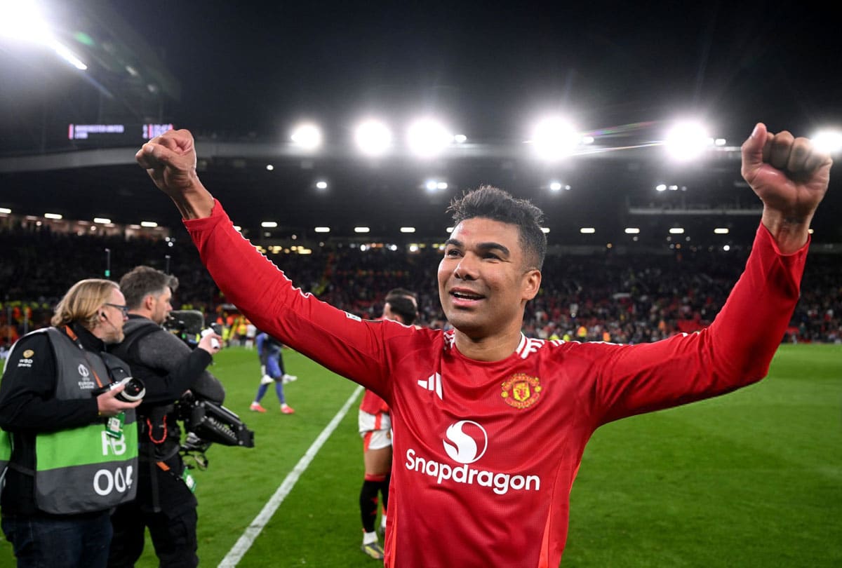 Madhouse at Old Trafford, UNITED did impossible