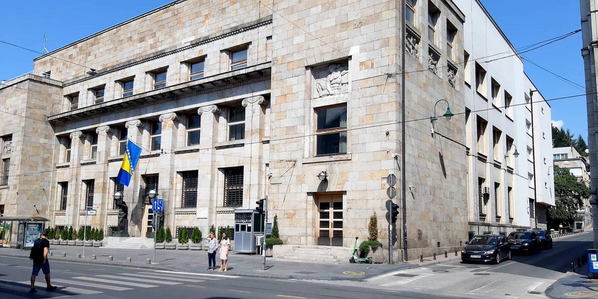 The decision to make the money of the Central Bank of BiH settle the debt viaduct is legally disputable: What does the law say