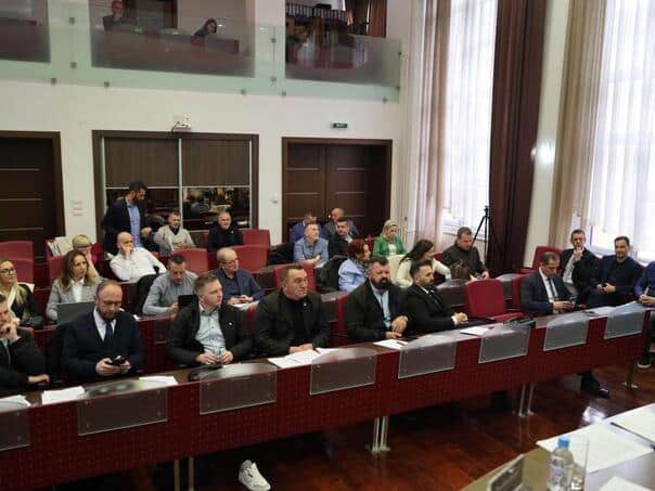 Bihac City Council Highlights 100,000 KM for scholarships