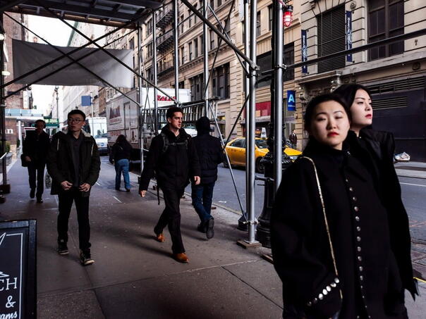 China for the customs war issued a warning to citizens traveling in the USA