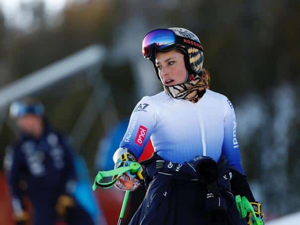 The best skier of the world operated after falling and fracture legs
