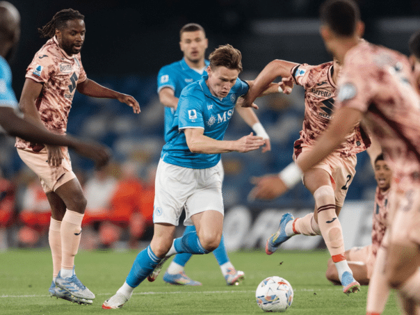 Napoli on top of Serie A after the victory against Torin