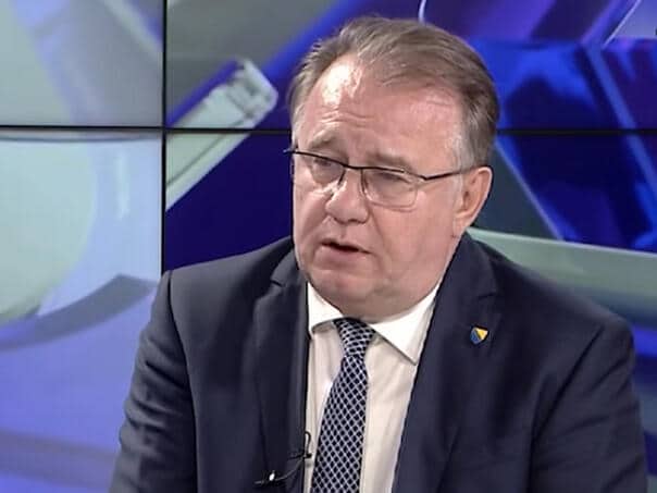 Nikšić does not want to hear about Dodiks Offers: There is no room to rector