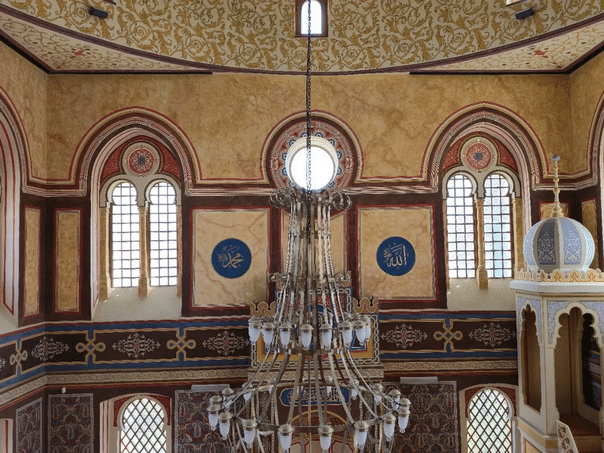 The renovated symbol of Tuzla opens the door 5. Maja: a colorful mosque returned to the gloss after 135