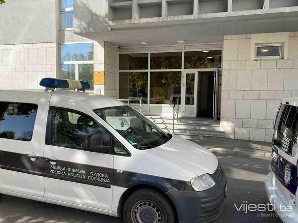 Detention for arrested police officer Aleksandar Mrpavić from Lukavac was proposed