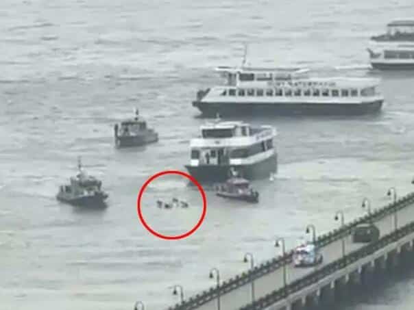 Helicopter crashed near New York