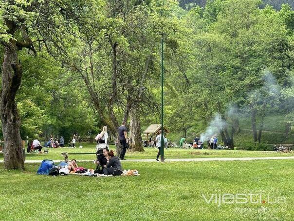 In the whole of BiH, sunny weather today with a small cloudy