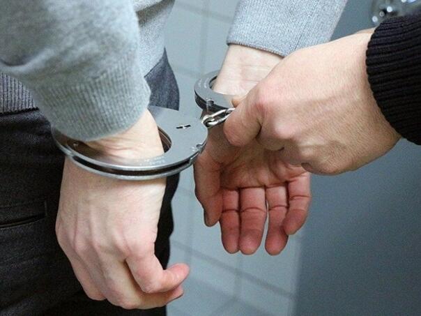 Larger bettles found larger quantities of heroin and cocaine, three people arrested