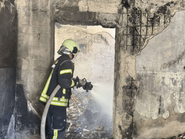 Fire extinguished in an abandoned building of the Business Bank in Mostar