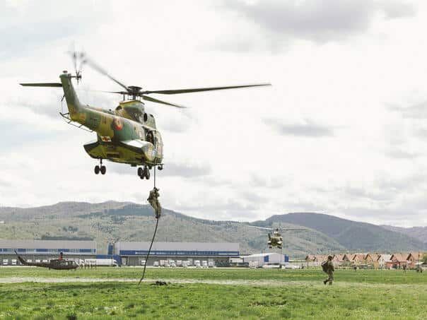 EUFOR Soldiers continue intensive training: always – steady and ready!