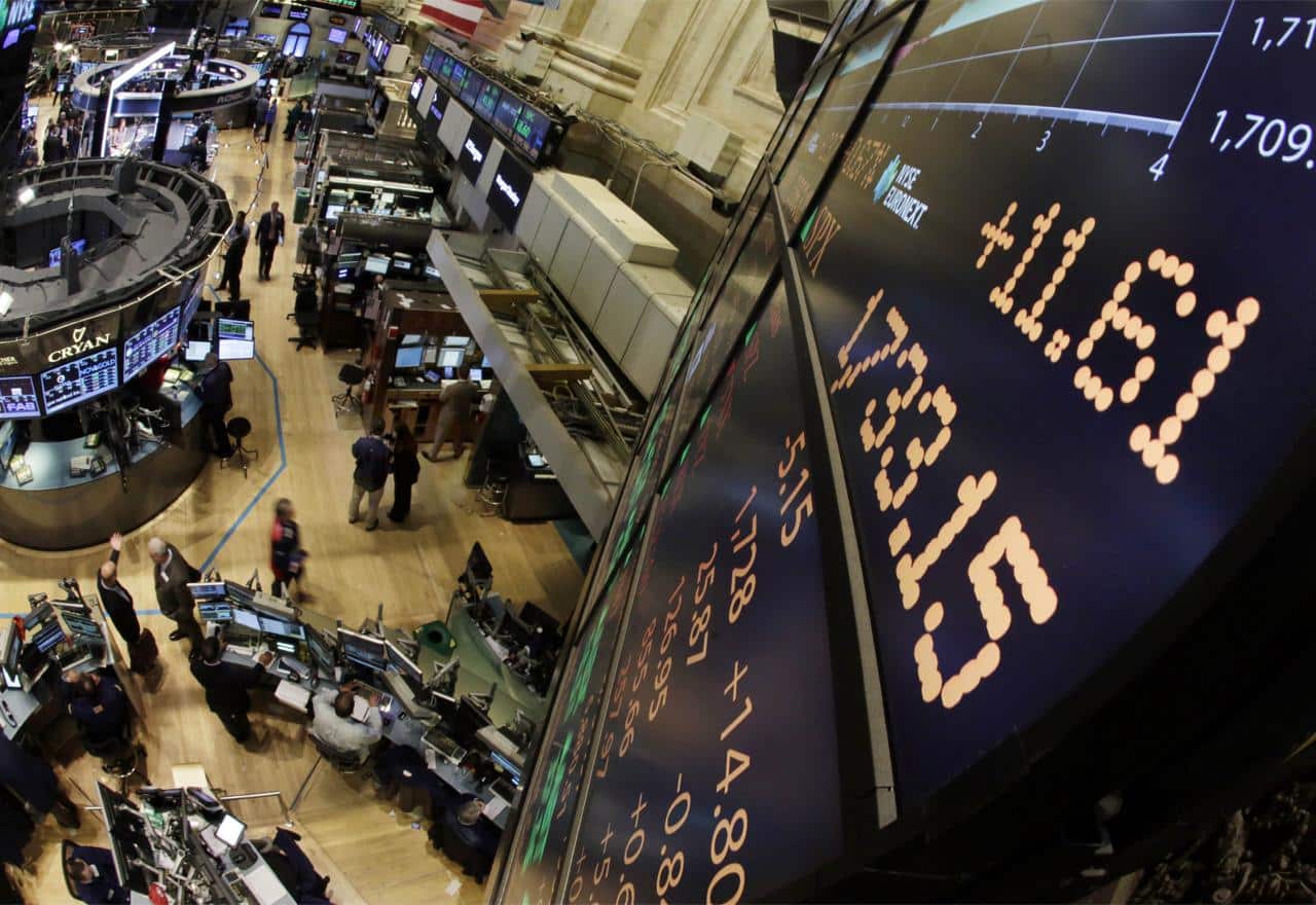 Wall Street rose slightly at the beginning of the week