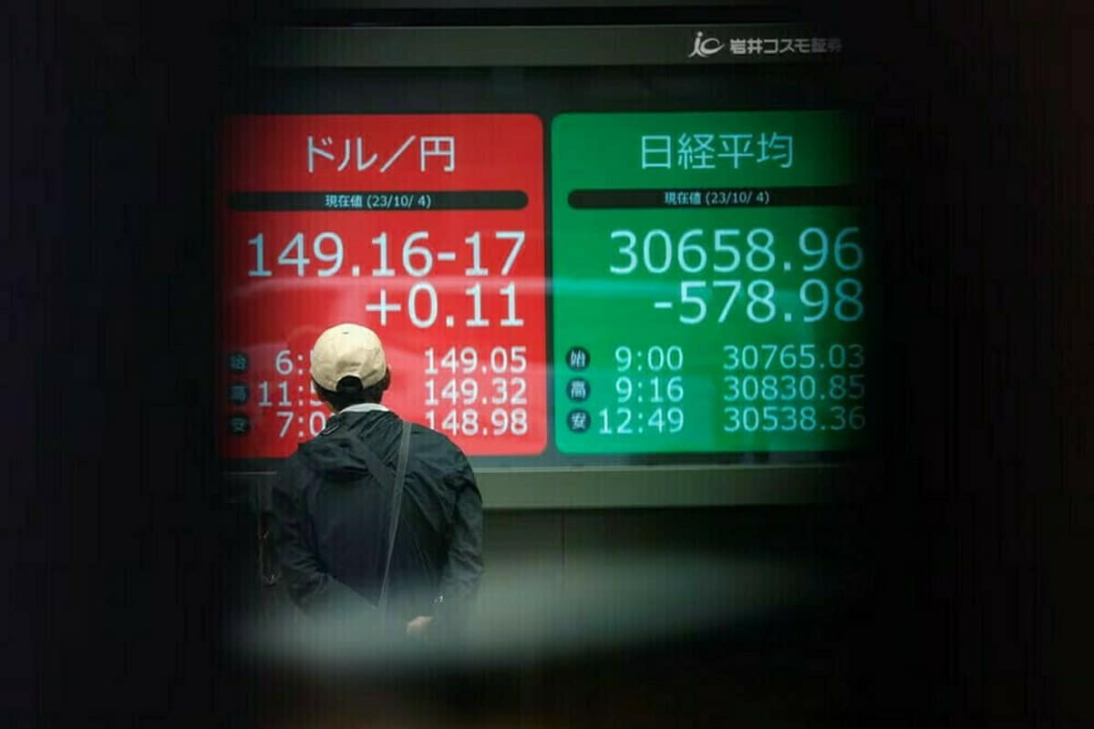 Indices rose after two important agreements