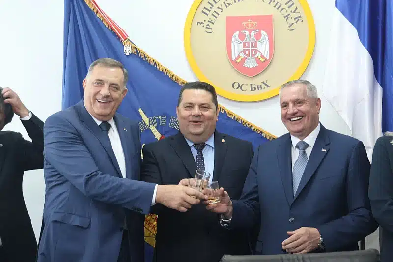 “Wide smile and healthy”: Dodik, Stevandić and Višković continues to belittle BiH institutions