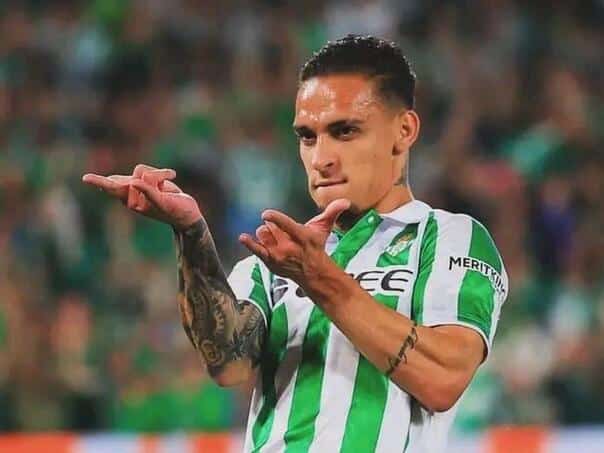 Betis and Chelsea will play for the trophy of the winners of the conference league