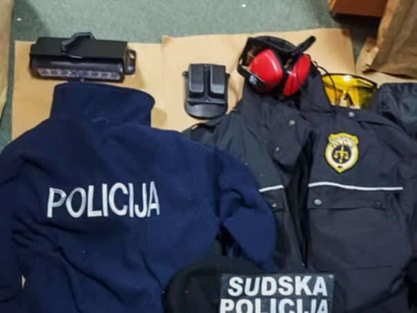Bihać: A larger number of police uniforms found in the suspected thief