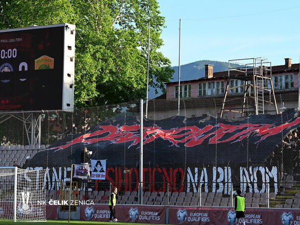 Steel in Veliki Derbi defeated the column