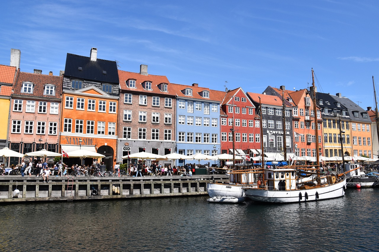 This is the 10 happiest cities in the world