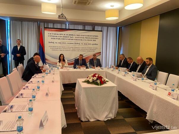 Dodik experienced Fiasko in Doboj, at the meeting only loyal associates