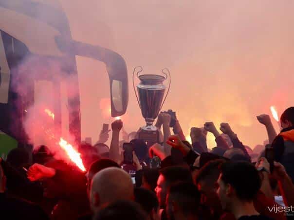 Photo / Video: Koševo Gori, fans and players Sarajevo Slave titulus