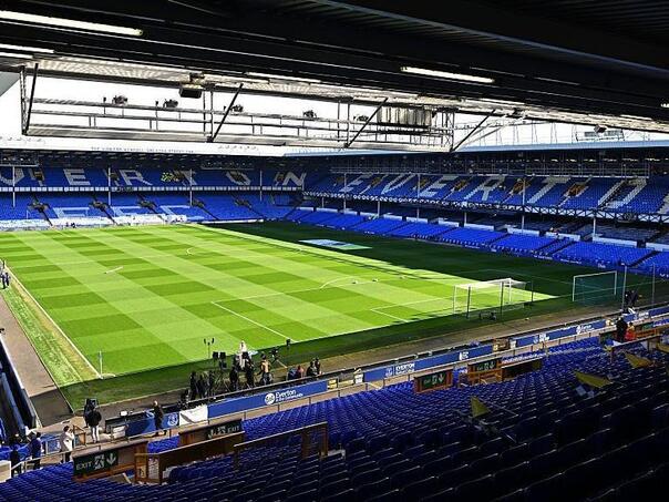 Goodison Park will still not be demolished, continues to play on the cult stadium