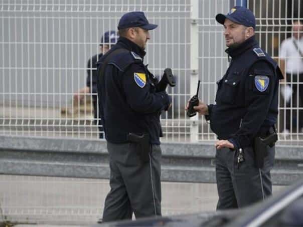 BiH border police arrest 12 people