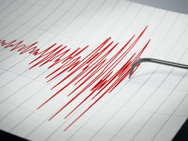 Strong earthquake between Peru and Ecuador