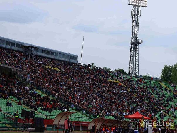 How many fans were on the finals of the Koševo Cup?