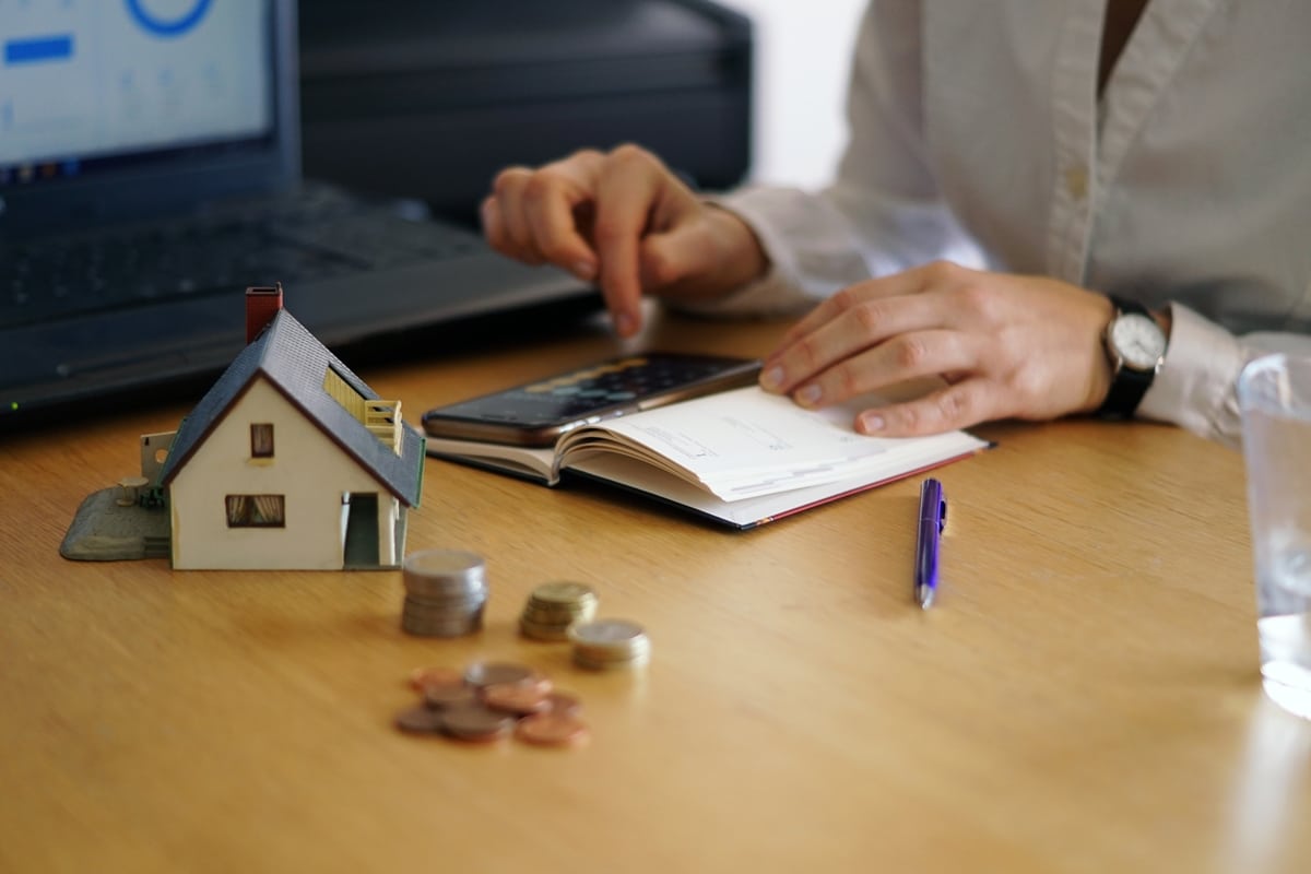 Germany: A quarter of revenue goes away for housing