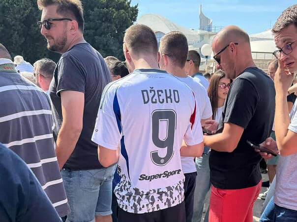 Hajduk fan came to the derby in Jack’s jersey