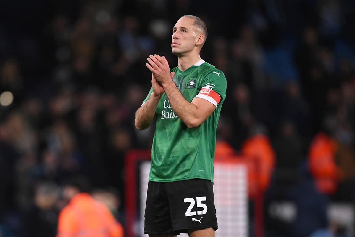 Nikola Katic left England after the fall from Championship
