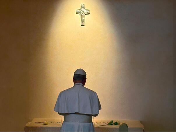 Pope Lion Xiv did a private moats on the pape Franje grave