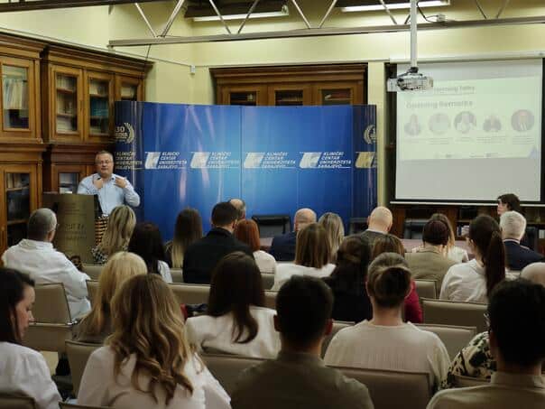 Personalized Medicine and Artificial Intelligence: Keys of the Future of the Health System in BiH