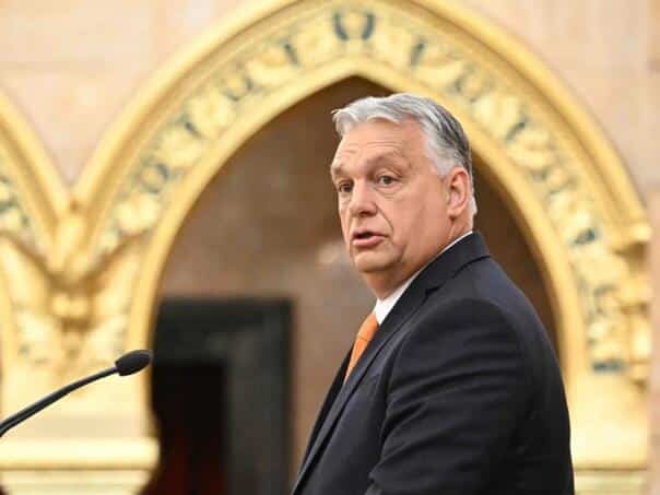 According to the reputation on Moscow: Orban runs Hungary to the dictatorship?