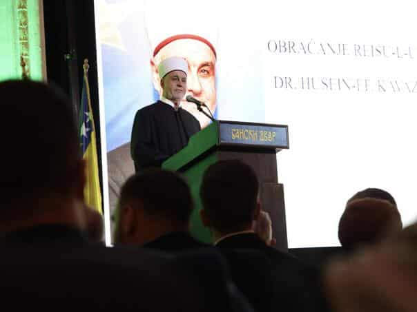 Reisul-ulema ordered graduates in Banja Luka: time is your precious capital – spend it on what is worth