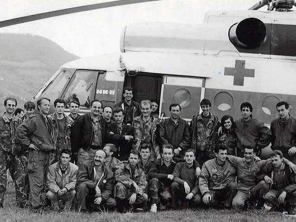 Three decades from the deaths of doctors and others in the fall of helicopters on the way to Srebrenica