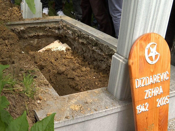 In Sarajevo Klanjan Dennaz prof. dr. Zehri Dizdarević