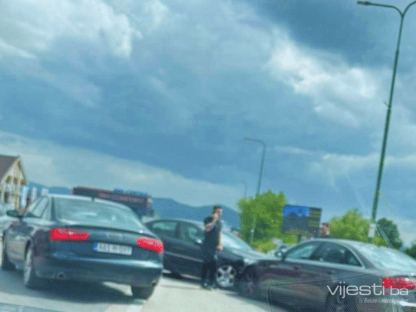 10 people hurt in TK in nine traffic accidents