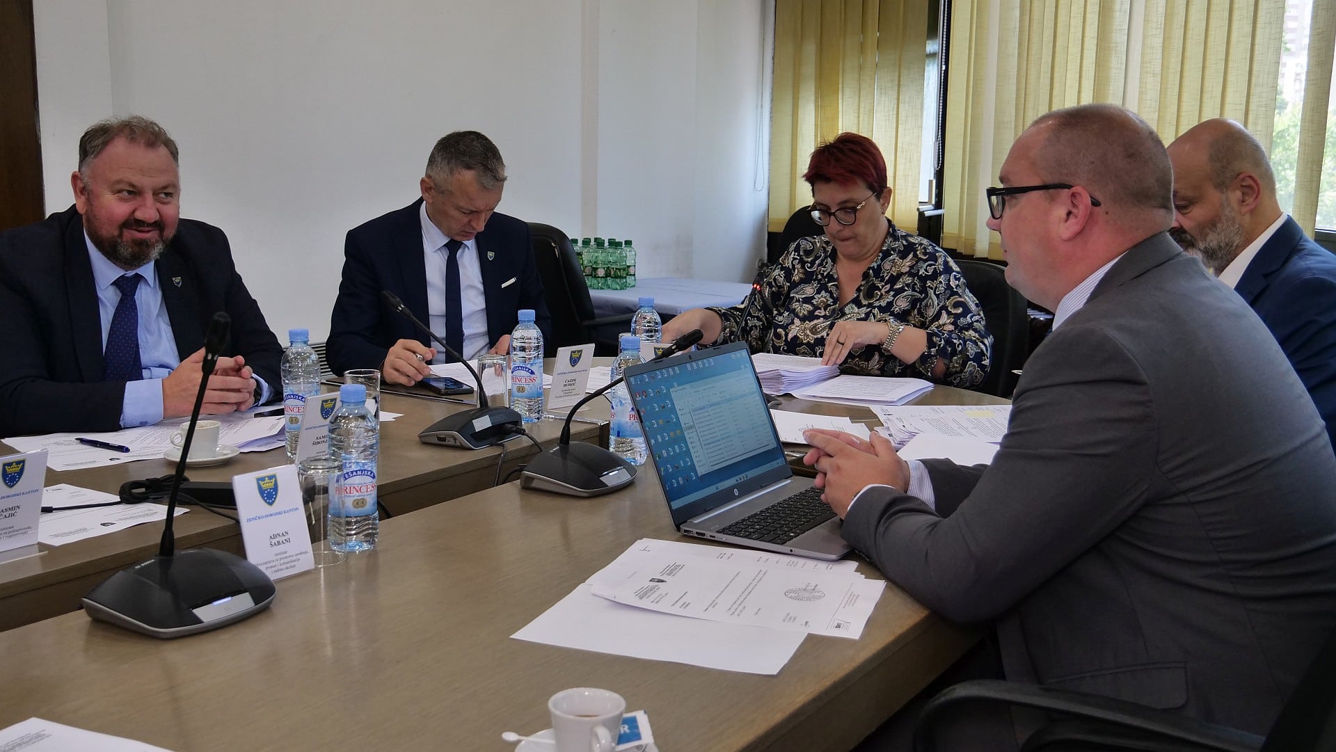 The Government of the ZD marked 5.1 million KM for small and medium enterprises, 200,000 KM for youth basketball selections of BiH