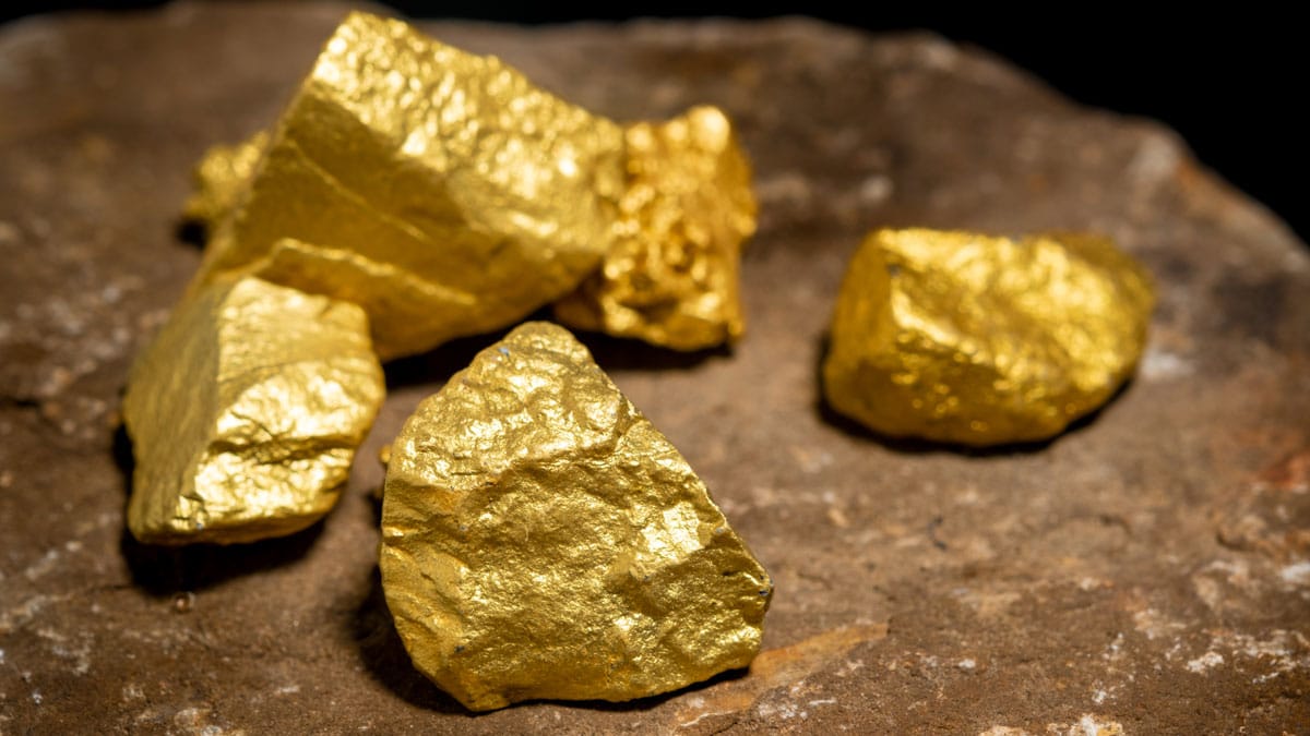 Ultrabous increasingly remove their gold in Singapore, here’s why