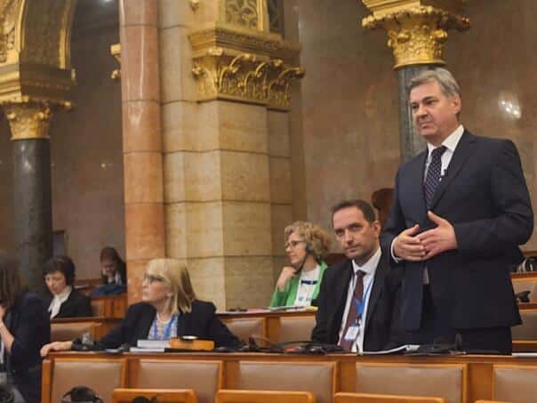 Zvizdić warned in Budapest: RS tries to knock down the constitutional order of BiH