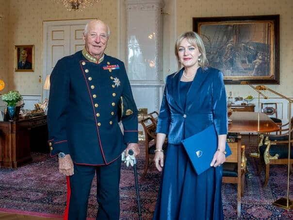 The Ambassador of the Hod Dedić handed the credentials to King Harald V