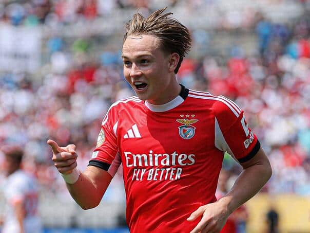 Benfica, Bayern and Chelsea going on, the semi-machines shocked the bottle