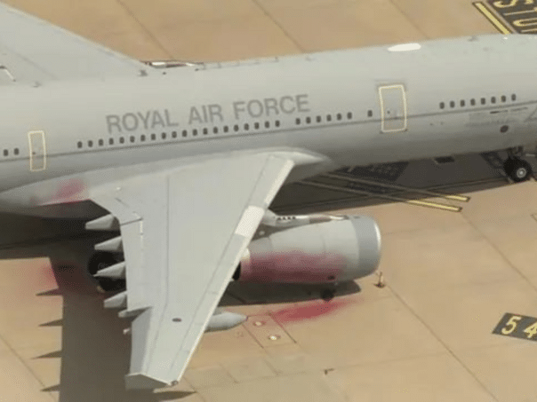 Britain: Arrested pro-Palestinian activists, on the military base and Išarali airplane