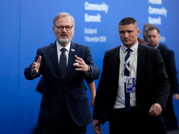 Czech Republic Government survived Voting on mistrust